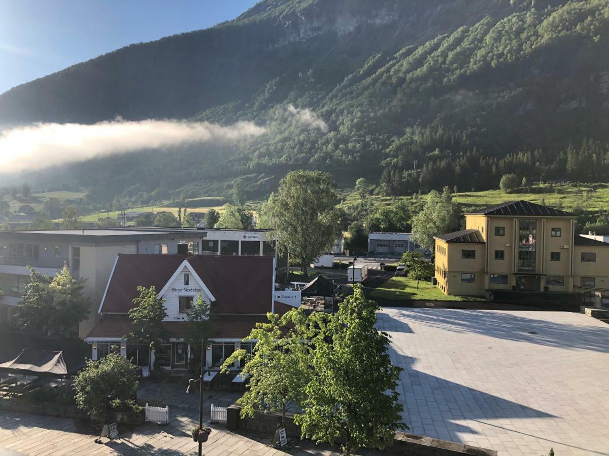 Stryn Kaffebar & Vertshus Exteriér fotografie